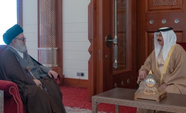Bahrain King meets with Sayed Abdullah Al-Ghuraifi - December 13, 2020